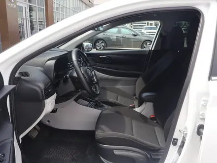 Hyundai i20 2023 года за 7 390 000 тг. в Астана – фото 14