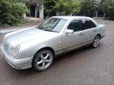 Mercedes-Benz E 230 1996 года за 2 300 000 тг. в Темиртау – фото 2