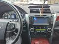 Toyota Camry 2014 годаүшін10 700 000 тг. в Актобе – фото 25