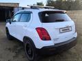 Chevrolet Tracker 2015 года за 5 500 000 тг. в Уральск – фото 2