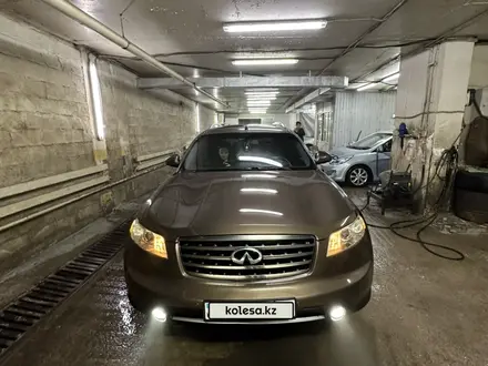 Infiniti FX35 2007 года за 6 000 000 тг. в Астана