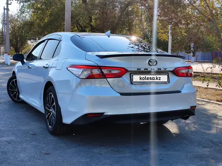 Toyota Camry 2018 года за 12 800 000 тг. в Кызылорда – фото 13