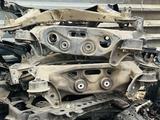 W203 задний балка w204 w202 мерседес за 20 000 тг. в Алматы
