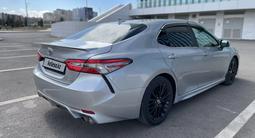 Toyota Camry 2019 года за 12 800 000 тг. в Астана – фото 4