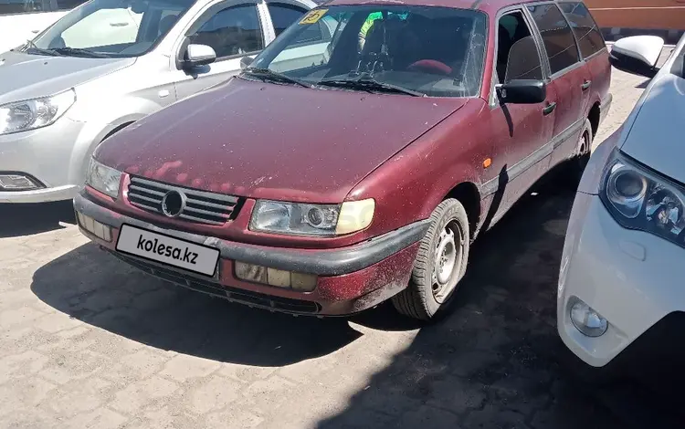 Volkswagen Passat 1994 годаүшін1 500 000 тг. в Караганда