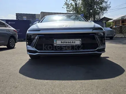 Hyundai Sonata 2023 года за 15 400 000 тг. в Алматы – фото 3