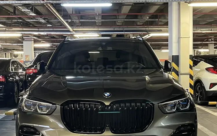 BMW X5 2022 года за 48 500 000 тг. в Алматы