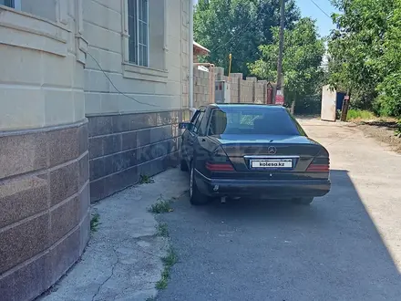 Mercedes-Benz E 230 1991 года за 1 050 000 тг. в Тараз – фото 3