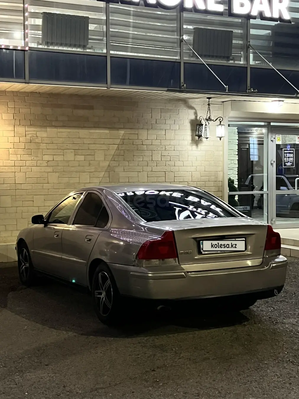 Volvo S60, 2004