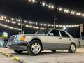 Mercedes-Benz E 230 1992 годаfor2 350 000 тг. в Шымкент