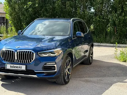 BMW X5 2019 года за 33 000 000 тг. в Темиртау – фото 2