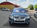 Volkswagen Touareg 2004 годаfor7 000 000 тг. в Алматы – фото 3