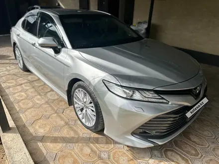 Toyota Camry 2018 года за 14 000 000 тг. в Шымкент – фото 25