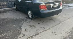 Toyota Camry 2004 годаүшін5 850 000 тг. в Алматы – фото 5