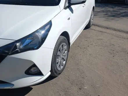 Hyundai Accent 2021 года за 6 100 000 тг. в Семей – фото 4