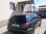 Volkswagen Golf 1995 года за 290 000 тг. в Шиели – фото 2