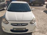 Hyundai Accent 2013 годаfor3 600 000 тг. в Шымкент – фото 4