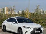 Lexus ES 250 2022 годаүшін25 900 000 тг. в Астана – фото 4