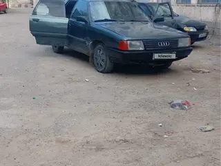 Audi 100
