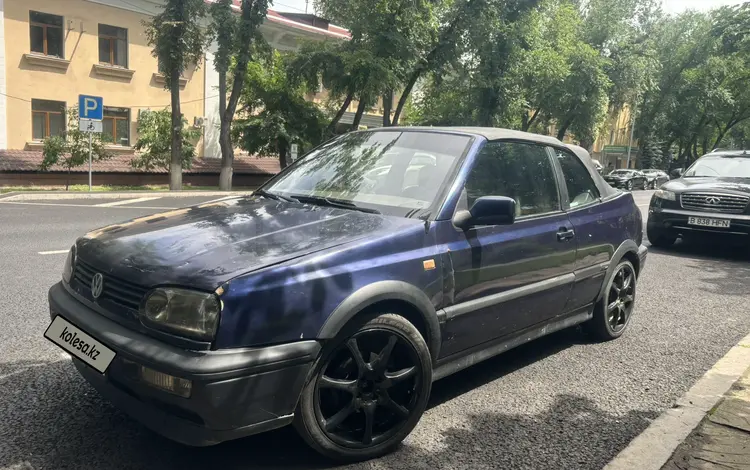 Volkswagen Golf 1995 годаүшін1 050 000 тг. в Алматы