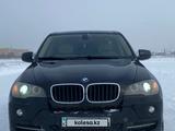 BMW X5 2009 года за 7 500 000 тг. в Актобе – фото 3