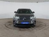 Toyota Highlander 2019 года за 16 690 000 тг. в Шымкент – фото 2