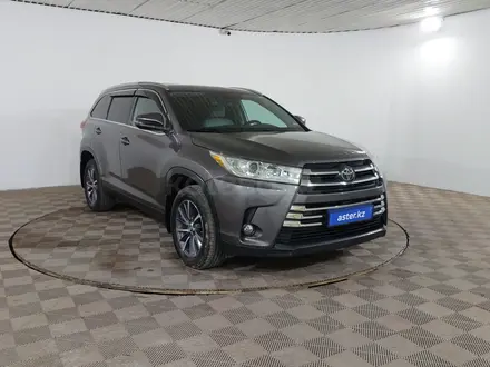 Toyota Highlander 2019 года за 16 690 000 тг. в Шымкент – фото 3