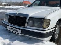 Mercedes-Benz E 230 1990 годаүшін700 000 тг. в Алматы