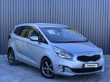 Kia Carens 2013 года за 6 890 000 тг. в Актобе – фото 2