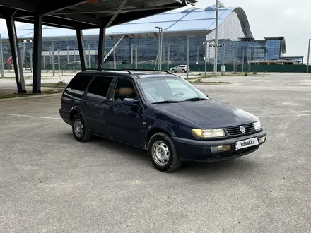 Volkswagen Passat 1995 года за 1 900 000 тг. в Шымкент – фото 9
