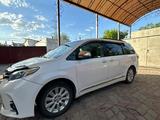 Toyota Sienna 2015 года за 13 500 000 тг. в Караганда – фото 2