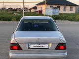Mercedes-Benz E 280 1993 года за 1 800 000 тг. в Алматы – фото 5