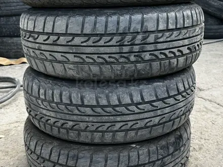 195/65 R15 за 25 000 тг. в Уральск