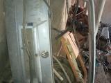 Крышка багажника за 12 000 тг. в Шымкент