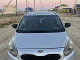 Kia Carens 2014 года за 5 500 000 тг. в Актау – фото 2