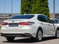 Toyota Camry 2019 года за 13 290 000 тг. в Алматы – фото 7
