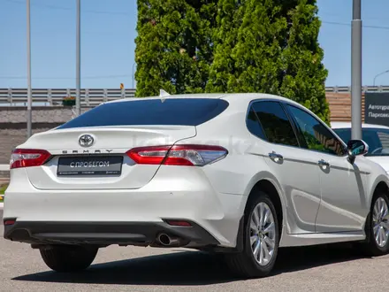 Toyota Camry 2019 года за 13 290 000 тг. в Алматы – фото 7