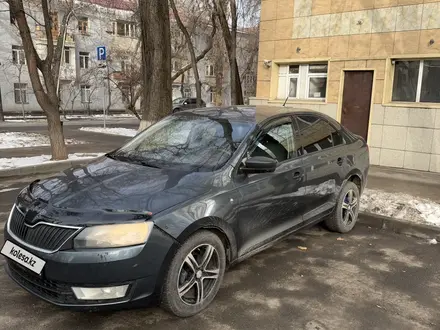 Skoda Rapid 2014 года за 2 800 000 тг. в Алматы – фото 2