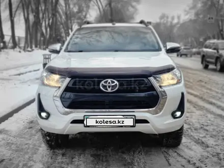 Toyota Hilux 2021 года за 18 999 999 тг. в Алматы – фото 3