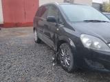 Opel Zafira 2011 года за 4 200 000 тг. в Актобе – фото 2