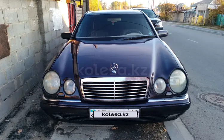 Mercedes-Benz E 320 1996 годаүшін3 200 000 тг. в Талдыкорган