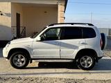 Chevrolet Niva 2014 года за 3 200 000 тг. в Атырау – фото 3