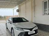 Toyota Camry 2020 года за 13 600 000 тг. в Сарыагаш – фото 2