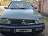 Volkswagen Golf 1993 годаfor1 500 000 тг. в Алматы