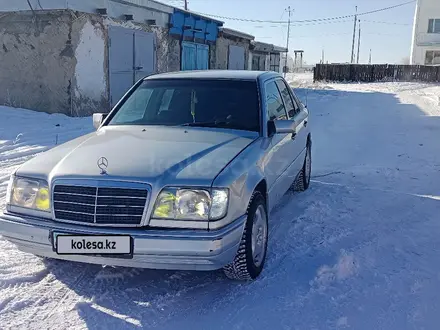 Mercedes-Benz E 200 1995 года за 2 000 000 тг. в Караганда