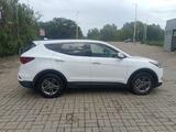 Hyundai Santa Fe 2017 годаүшін7 800 000 тг. в Актобе – фото 2