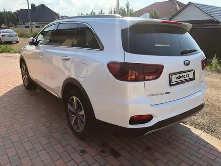 Kia Sorento 2019 года за 12 500 000 тг. в Караганда – фото 4