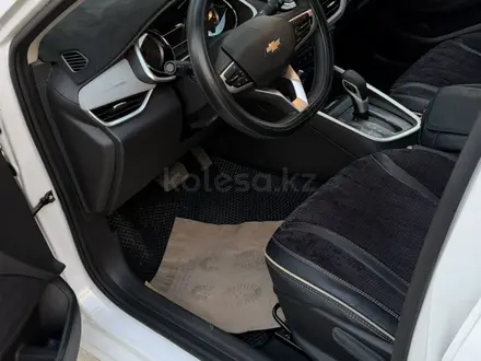 Chevrolet Onix 2025 года за 6 350 000 тг. в Шымкент – фото 10