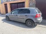 Volkswagen Golf 2005 годаүшін2 000 000 тг. в Караганда