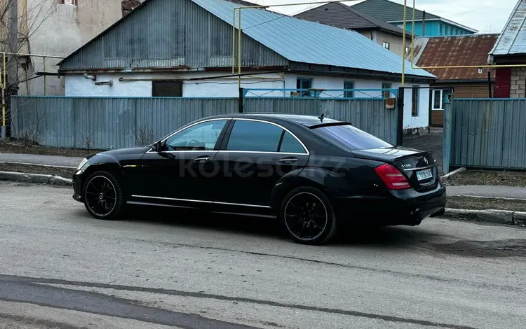 Mercedes-Benz S 500 2006 года за 8 000 000 тг. в Астана